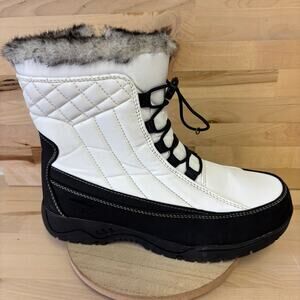 TOTES Eve White Faux Fur Lined Snow Boots W8